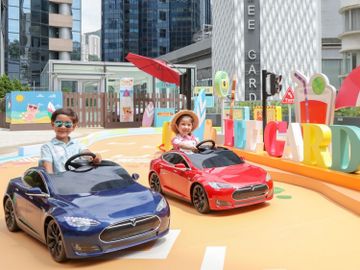 周末好去處-親子好去處-利園二期#電動車-香港財經時報HKBT