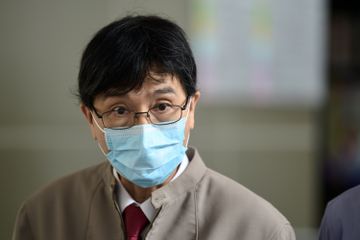 袁國勇-新冠病毒-口腔感染-污染食物-手部接觸-染疫-香港財經時報HKBT