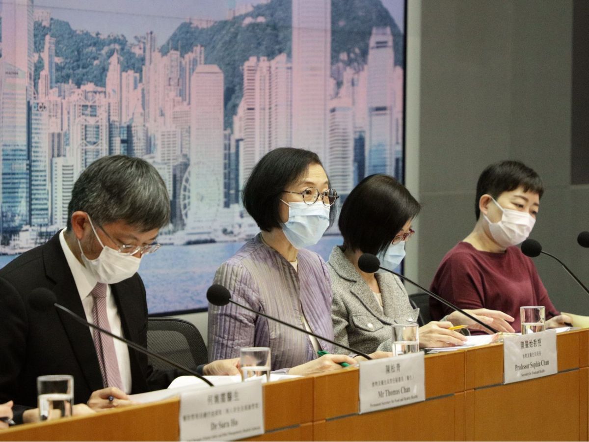 香港疫情-限桌令-限聚令-強制檢測-檢測待行-上呼吸道感染-陳肇始-食物及衞生局-香港財經時報