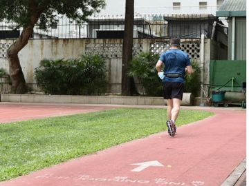 跑友注意-康文署運動場-跑道重開-入場跑步-注意事項-香港財經時報HKBT