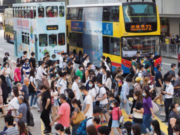 香港人口數字752萬-去年移離本港人數增七成-單程證持有人的移入-移民-香港財經時報HKBT