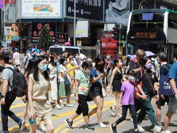 2021薪酬調查報告-加薪-職齡-員工-地產-轉行-人工-香港財經時報HKBT