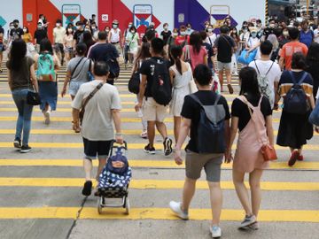 浸大研究-居港7年-內地新移民-收入-高學歷-香港財經時報HKBT