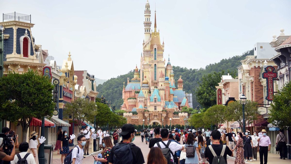 迪士尼門票優惠2021, 港人限定, 699元入園2次, 萬聖節, 聖誕節, 香港財經時報HKBT