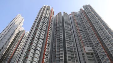 理財個案, 夫婦與老爺奶奶同住居屋, 想買樓搬出怕加息樓價跌, 龔成, 香港財經時報
