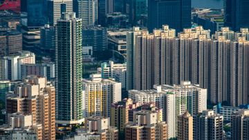 利嘉閣, 首季業主賣樓獲利1倍以上, 有264宗私樓要蝕賣, 香港財經時報
