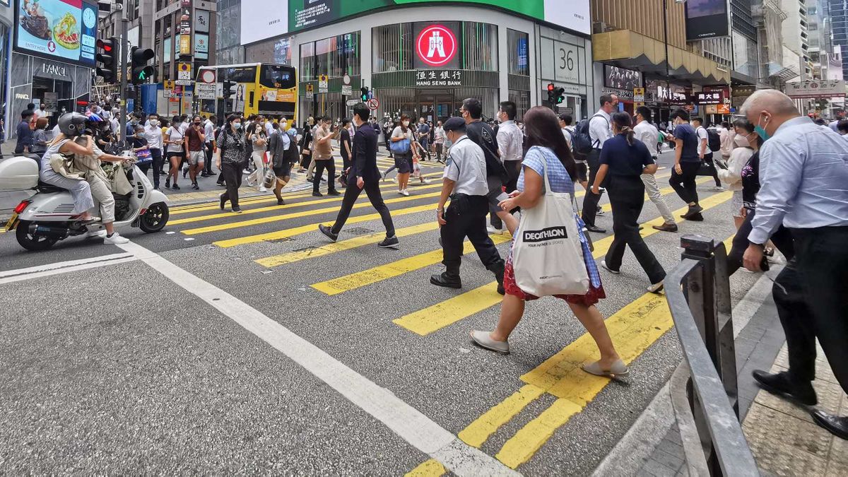 港股, 港股分析, 港股推薦, 港股入門, 港股走勢預測, 恒指, 五窮六絕七翻身, 過去20年6月表現統計, 6隻夏季當旺股, HKBT, 香港財經時報