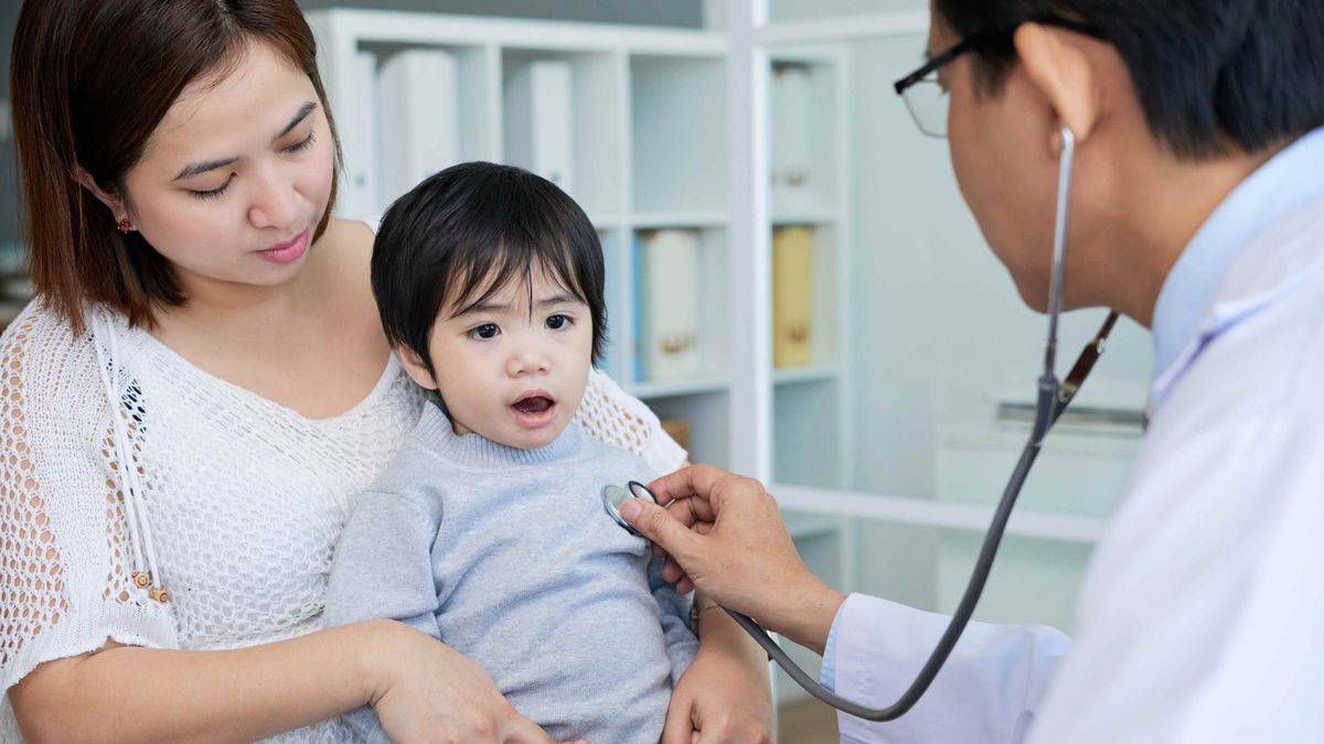 兒童健康, 醫療, bb心臟有雜音或患卵圓孔未閉症, 兒科醫生, 一個情況需做手術, 香港財經時報