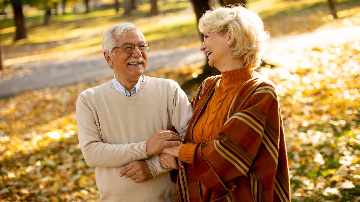 哈佛80年研究, 5個因素決定老年幸福, 健康體重, 穩定婚姻, 一個關鍵比膽固醇更重要, hkbt, 香港財經時報