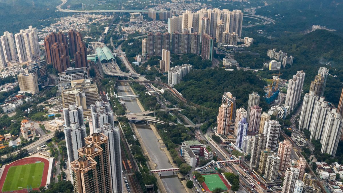 樓市成交紀綠, 香港樓市走勢, 香港樓價, 6月住宅物業註冊不足4千宗, 屯門菁雋375萬易手, 香港財經時報