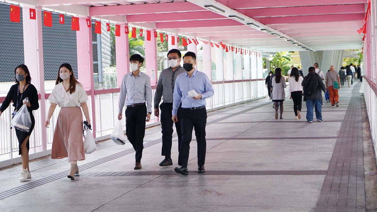 政府職位空缺, HKBT, 香港財經時報