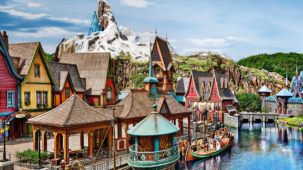 香港迪士尼Frozen園區11月20日開幕, 全球第一座冰雪奇緣主題樂園, 指定消費滿400元享8折優惠, 附入場攻略, hkbt, 香港財經時報