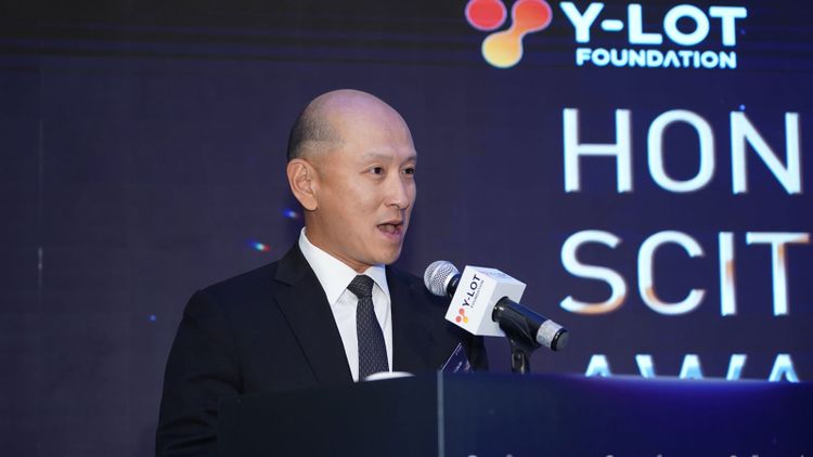 Y-LOT Foundation 創辦人兼主席 費志恩先生致辭。