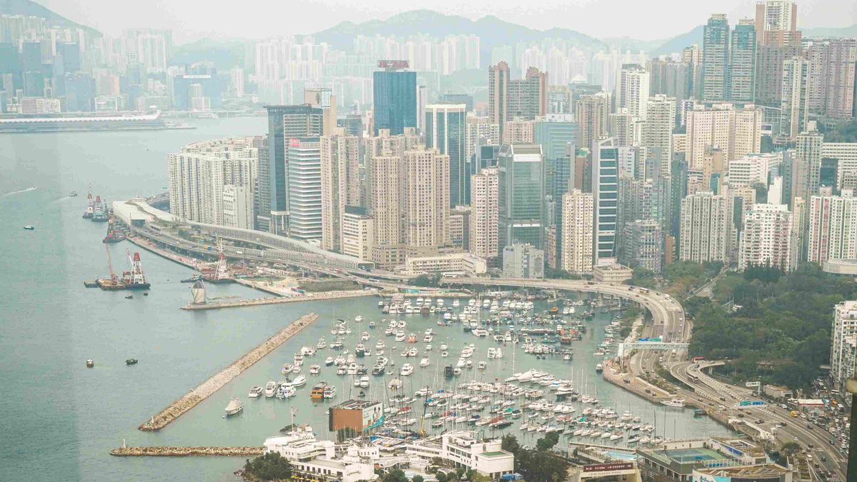 香港樓市自生自滅, 要有新經濟轉型期出現才會有下輪上升周期, 香港財經時報