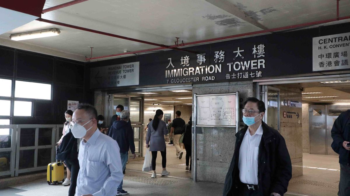 政府修訂更改香港身份證上性別記項政策, 手術改變性徵, 5個條件可申請, 香港財經時報