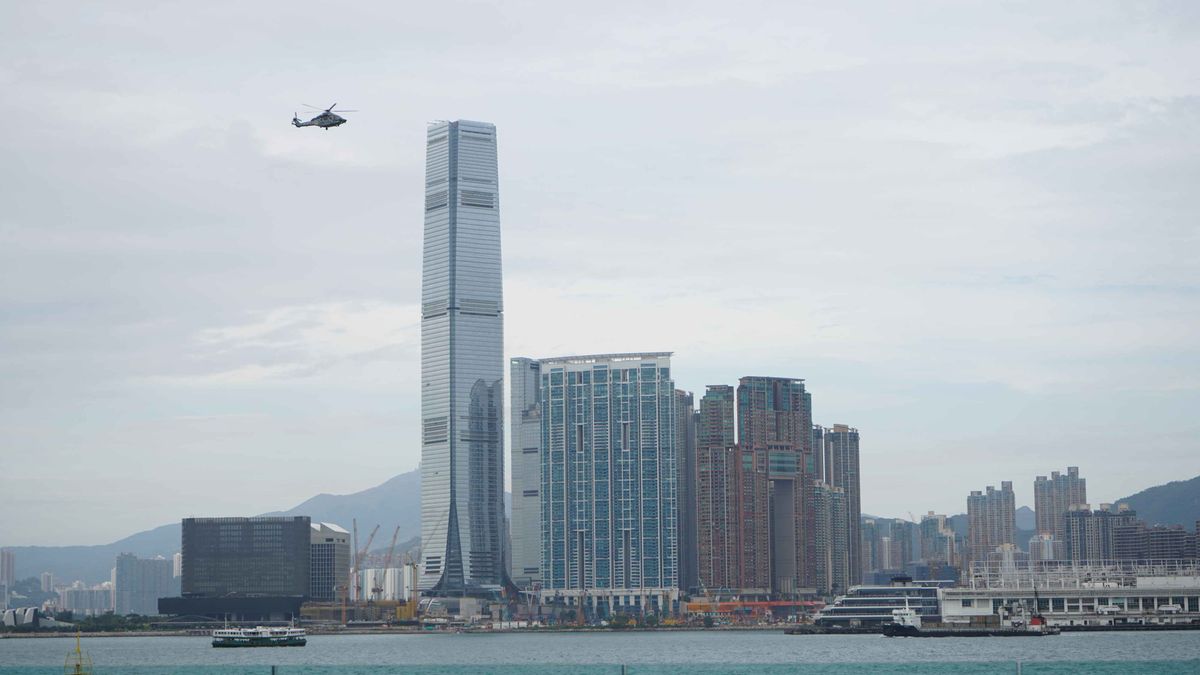 樓市走勢, 樓市大好友頻出貨, 低調賣樓多揣測, 後市啟示有危有機, 香港財經時報