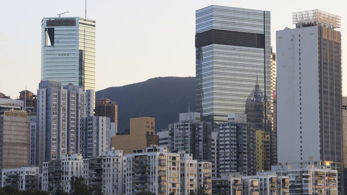 香港樓市預測, 仲量聯行, 香港地產市場, 樓市撤辣, 住宅價格, 寫字樓, hkbt, 香港財經時報