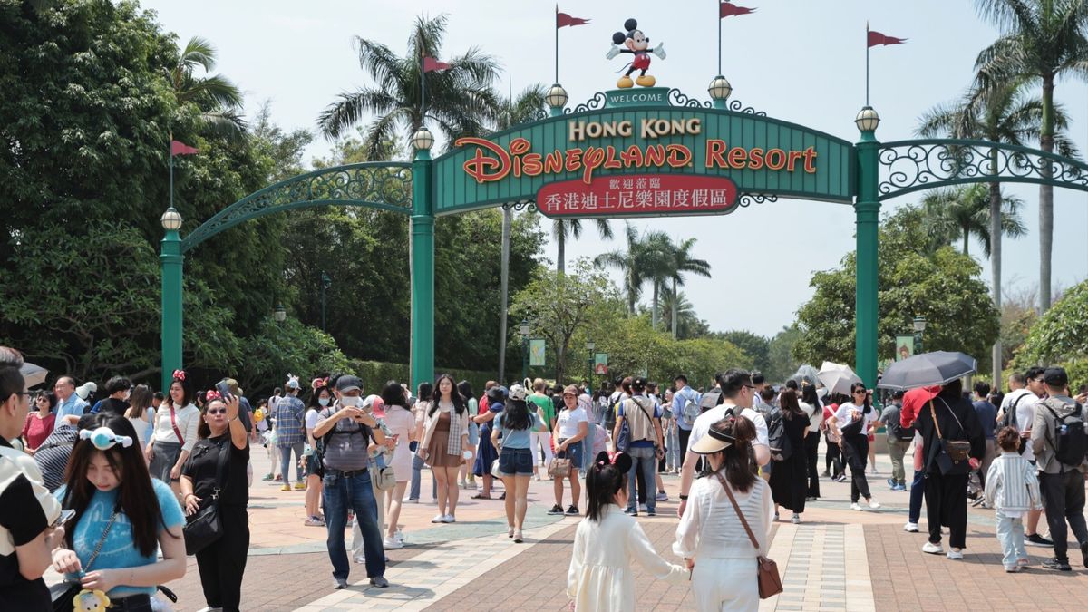 香港迪士尼樂園轉虧為盈！收入按年升54%創開幕以來最高紀錄