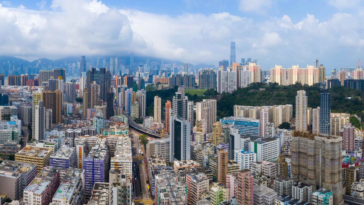 撤辣效應不繼, 樓價續跌, 2024年購入近七成賬面獲利平均賺