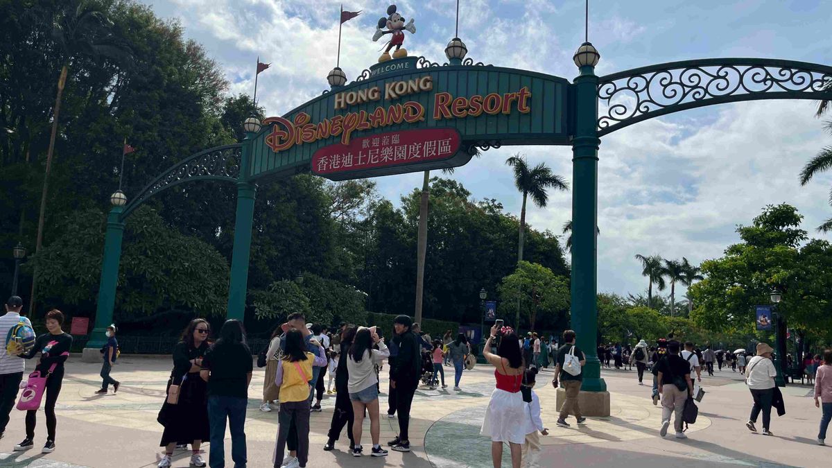銀行全日不會營業、海洋公園暫停開放、香港迪士尼樂園：如常開放, 香港財經時報