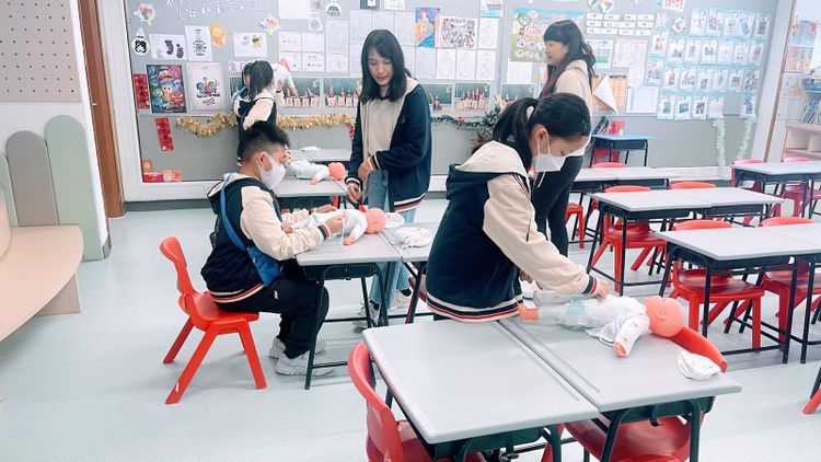 小學教育, 將軍澳循道衛理小學超好玩模擬人生遊戲學習生涯規劃, 香港財經時報