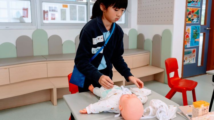 小學教育, 將軍澳循道衛理小學超好玩模擬人生遊戲學習生涯規劃, 香港財經時報