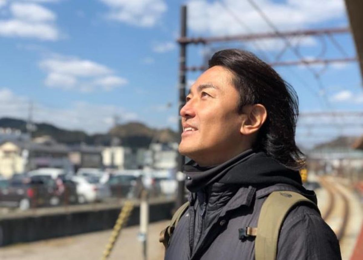 鄭伊健自稱是「佛系」投資者，主要是投資樓市，緣份到了，樓價便升了，大有斬獲。