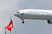 國泰航空目標價降至13.5元