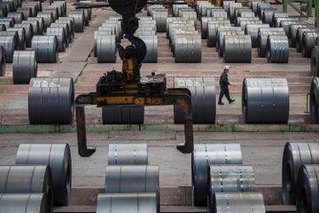 中國第三季度國內生產總值(GDP)按年增長6%，再創27年有季度數據紀錄以來新低。