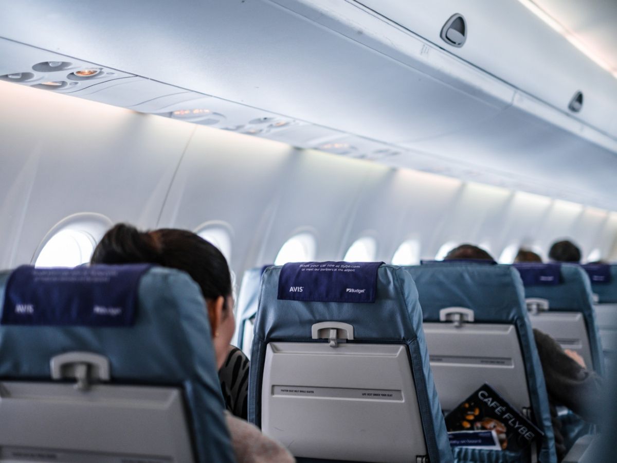 (Photo :unsplash ) flybe