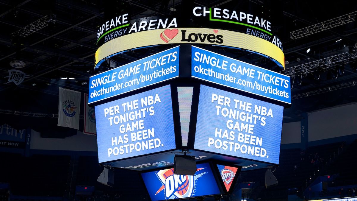 美國 NBA 宣布，因應有 猶他爵士 球員初步確診 新冠肺炎（武漢肺炎），決定全面暫停所有賽事直至另行通知。據傳媒報道，該名球員為 爵士 中鋒 高拔（Rudy Gobert）。