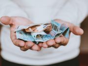 2020 年實在是好不容易的一年，冠狀病毒 蔓延至全球，不論 環球股市、各地 經濟 都大受打擊，企業的經營越來越困難，很多 上市公司 都大幅 減派 股息