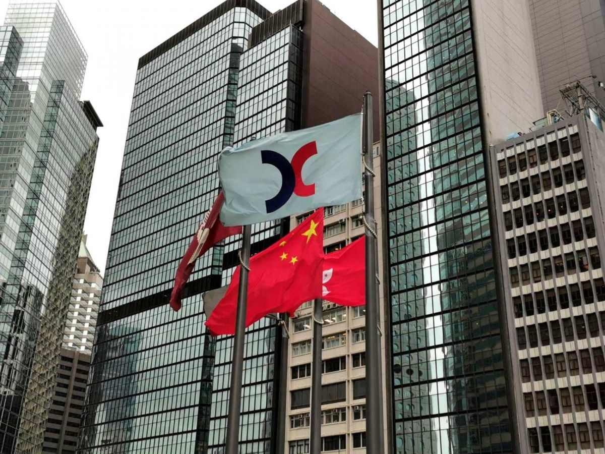 上回文末表示留意普遍 投資 者對於 止賺 和 止蝕 有 雙重標準 ，傾向有急於 止賺 的衝動；卻對 止蝕 猶豫不決，形成 賺 的金額少蝕的 金額 多的局面。