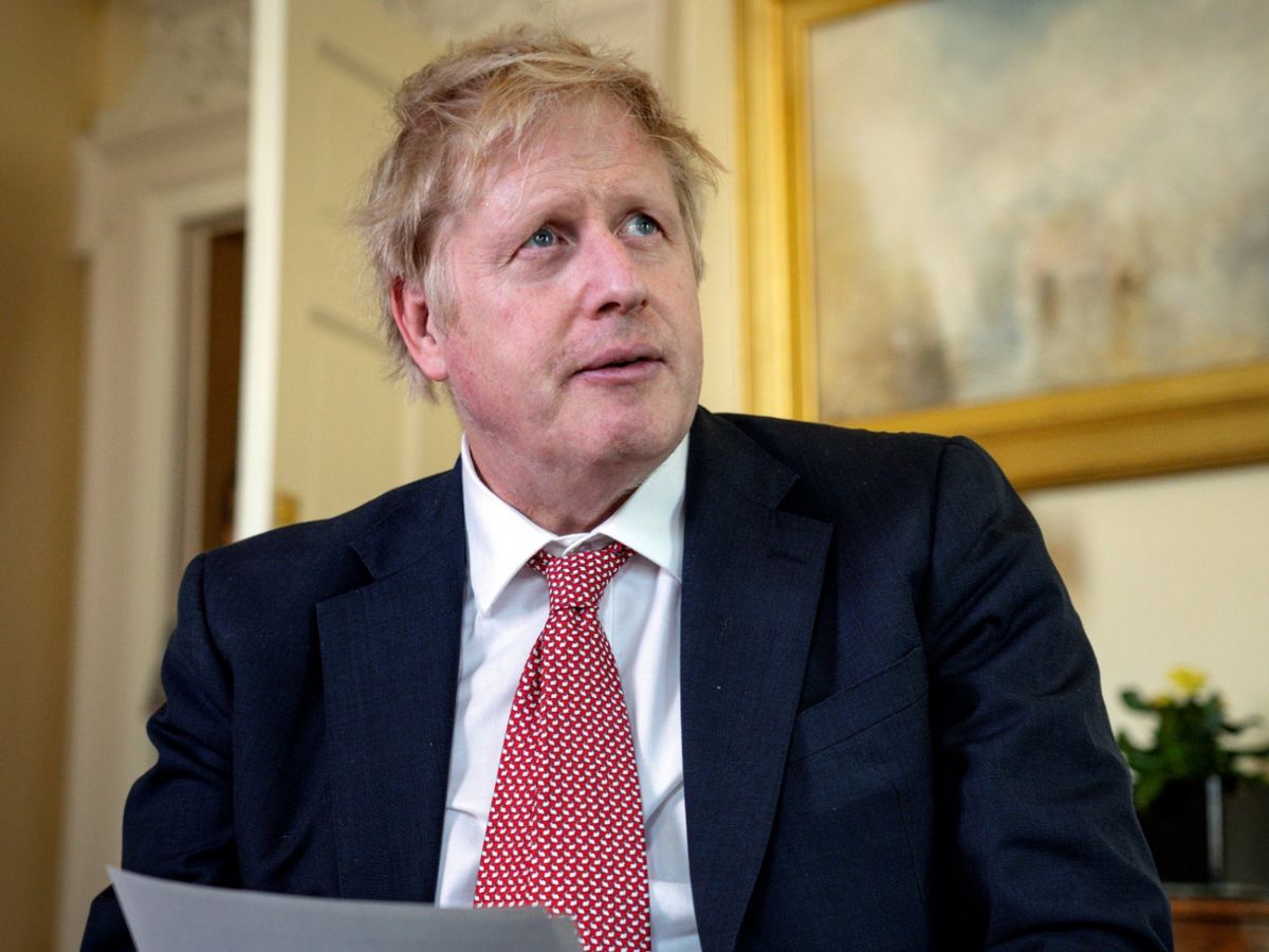 英國首相約翰遜（Boris Johnson）日前確診新冠肺炎，更需到深切治療部接受治療。留院醫治一星期後已經出院，轉到首相鄉郊官邸休養，更計劃周一復工。 