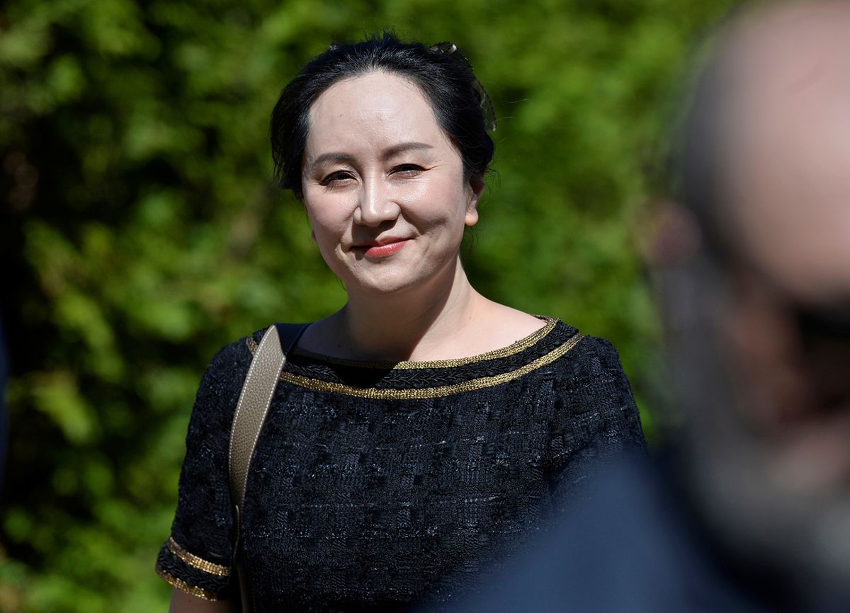  加拿大 裁定 華為孟晚舟 案符合引渡的雙重犯罪標準，引渡聆訊將繼續。 華為 表示對裁決感到失望。案件令 中國 、 美國 、加拿大關係愈加緊張。