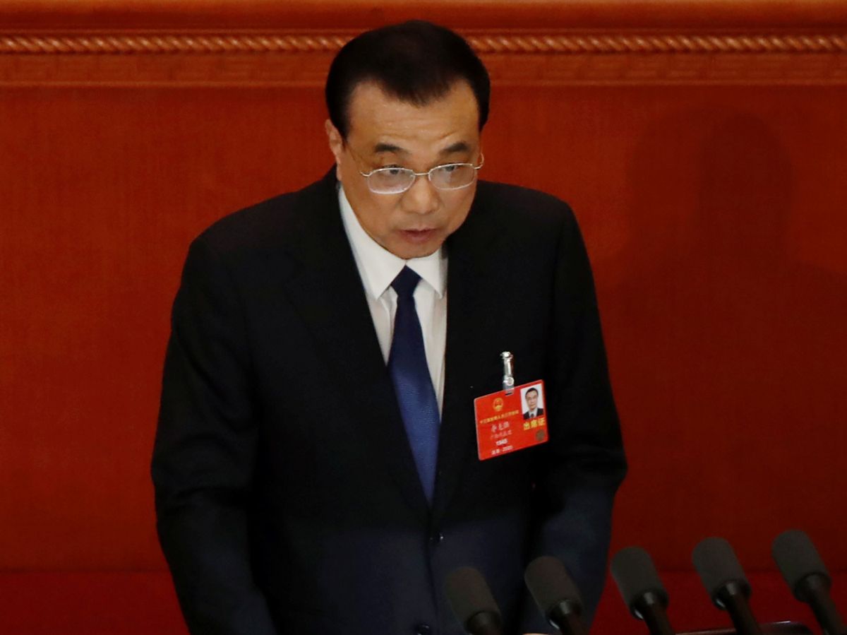  李克強 在 全國人大 結束後的記者會上說： 中國 有 6億人 每個月的收入只有 1000 元 人民幣 左右。 李克強 言論引起社會討論。 北京師範大學 發表研究證事實。