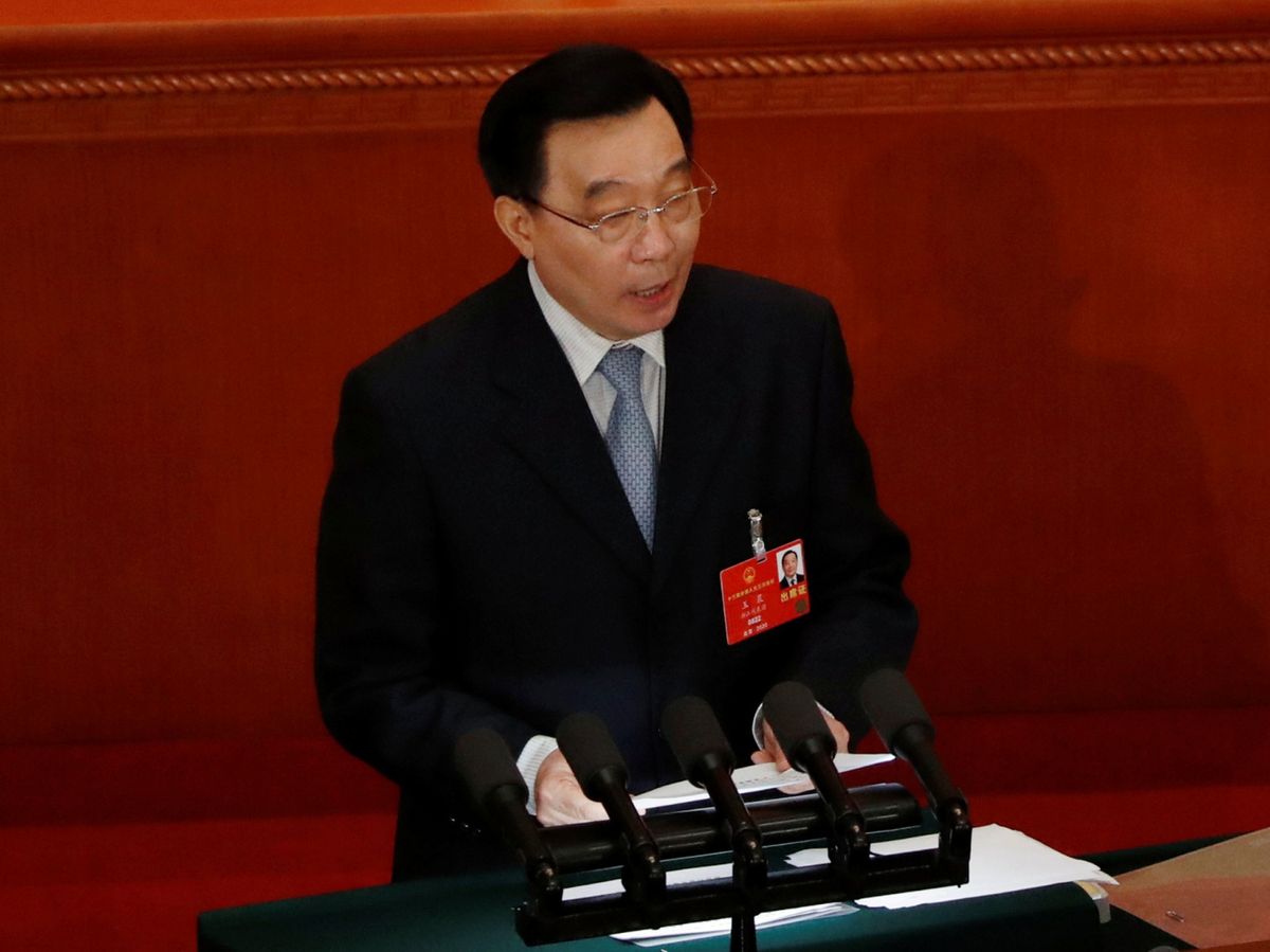  人大會議 就「 港版國安法 」作說明，宣佈納入 基本法附三 公佈實施，當中有7個重點。 立法會 主席 梁君彥 表示理解；學者 沈旭暉 指出現另一中央部門。《香港財經時報》一文了解。