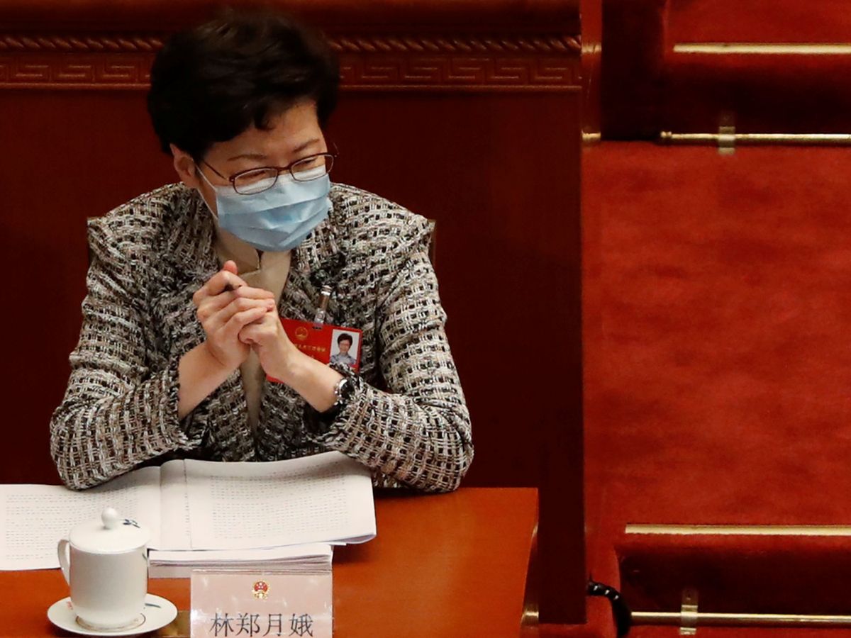  全國人大 宣佈「 港版國安法 」將納入 基本法附件三 在港公佈實施。在北京的 林鄭月娥 表示歡迎及全力支持。「 港版國安法 」一出，各界反應不一。《香港財經時報》一文了解。