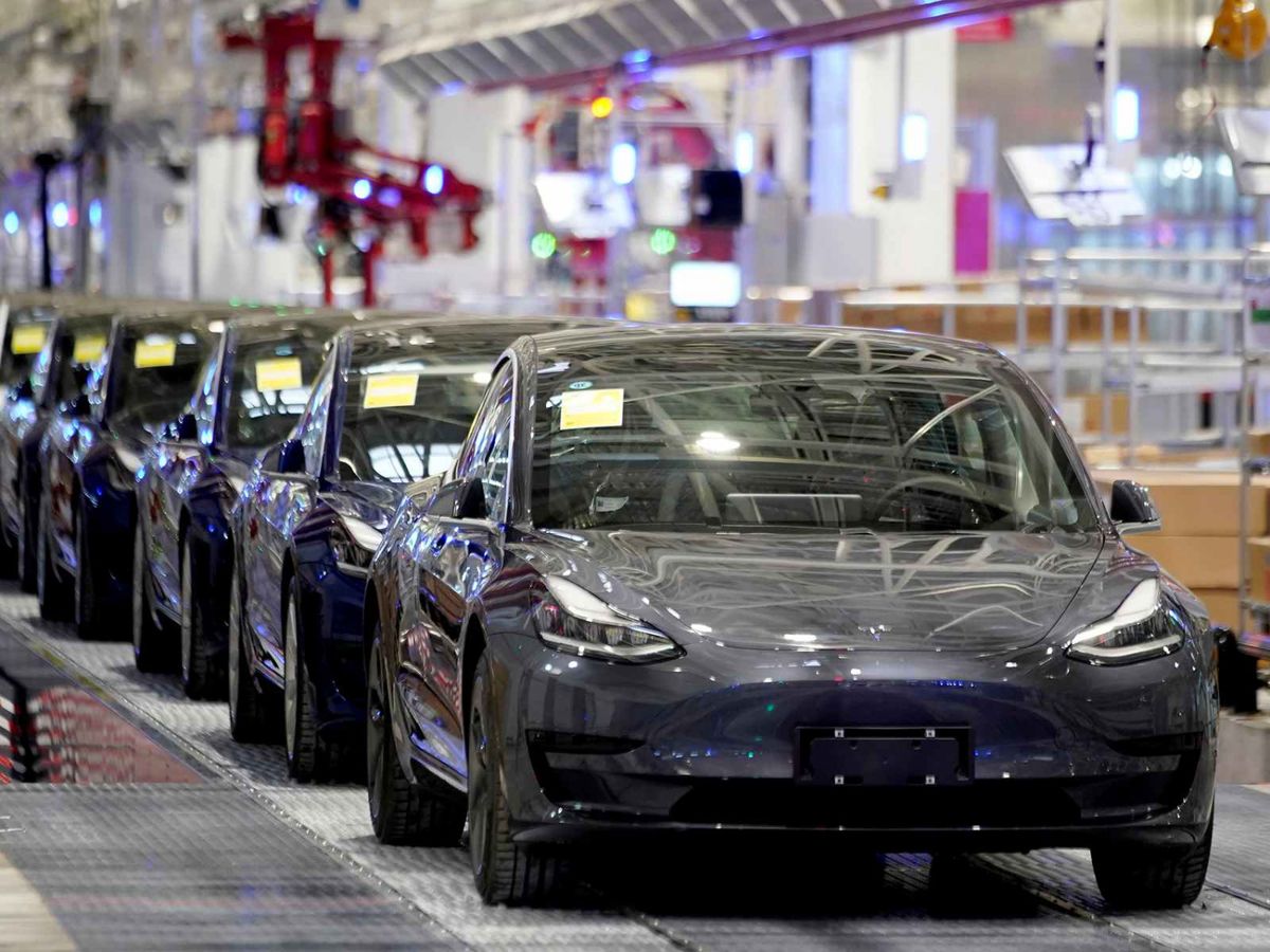 統計局：1-4月煙草製品業利潤同比增22.6% 汽車製造業下降52.1%
