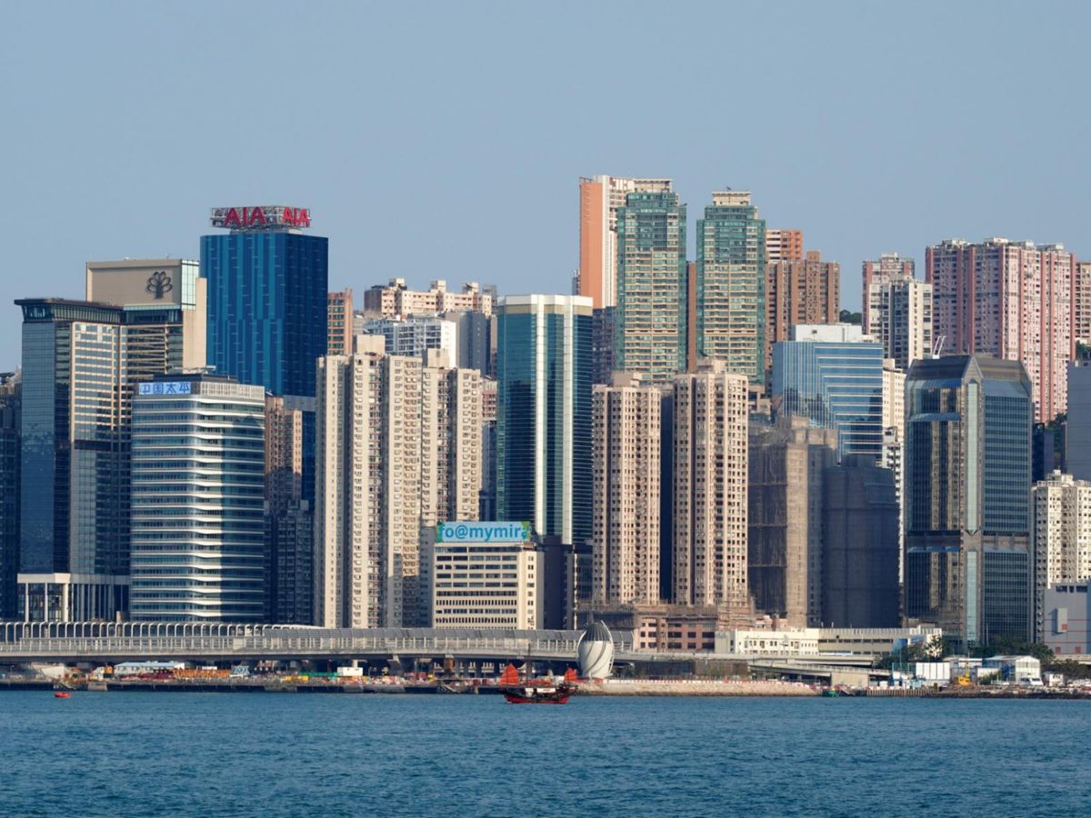 香港經濟寒冬, 分析經濟幻術, 香港樓市, 報復式反彈, 第一桶金