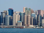香港經濟寒冬, 分析經濟幻術, 香港樓市, 報復式反彈, 第一桶金