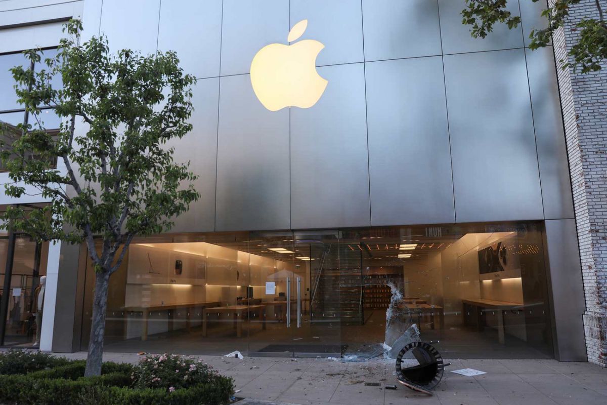 暴亂和疫情雙重衝擊 蘋果iPhone 12系列量產和發布或將推遲