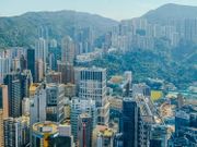 香港樓市走勢, 負面因素, 移民急售, 二手盤