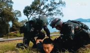 駐港解放軍秘密練兵  雨中實彈射擊擲手榴彈 傳最多300武警「觀察員」駐港