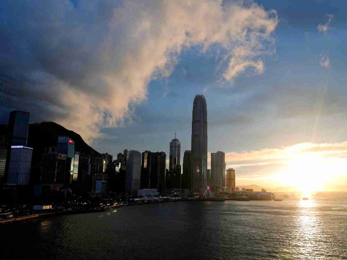 港股投資-恒生指數-美股分析-郭思治
