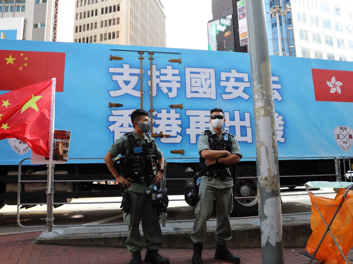 港版國安法通過在即，八九民運王丹引述消息稱，相信一旦通過，壹傳媒黎智英及香港眾志秘書長黃之鋒將於7月1日被拘捕。