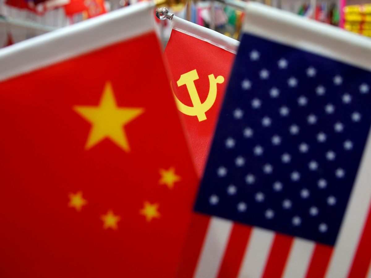 中美關係持續升溫；美國要求中國駐休斯頓的總領事館在72小時內關閉，當地傳媒報道中國駐休斯頓領事館當晚發生火警。