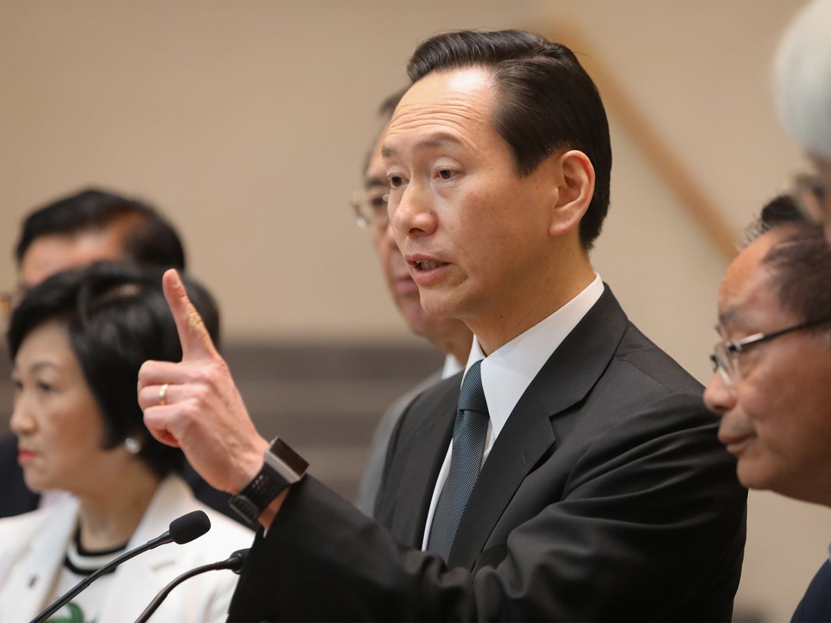 港區國安法 | 陳智思遭美資銀行關閉戶口 稱其他香港高官亦有類似問題