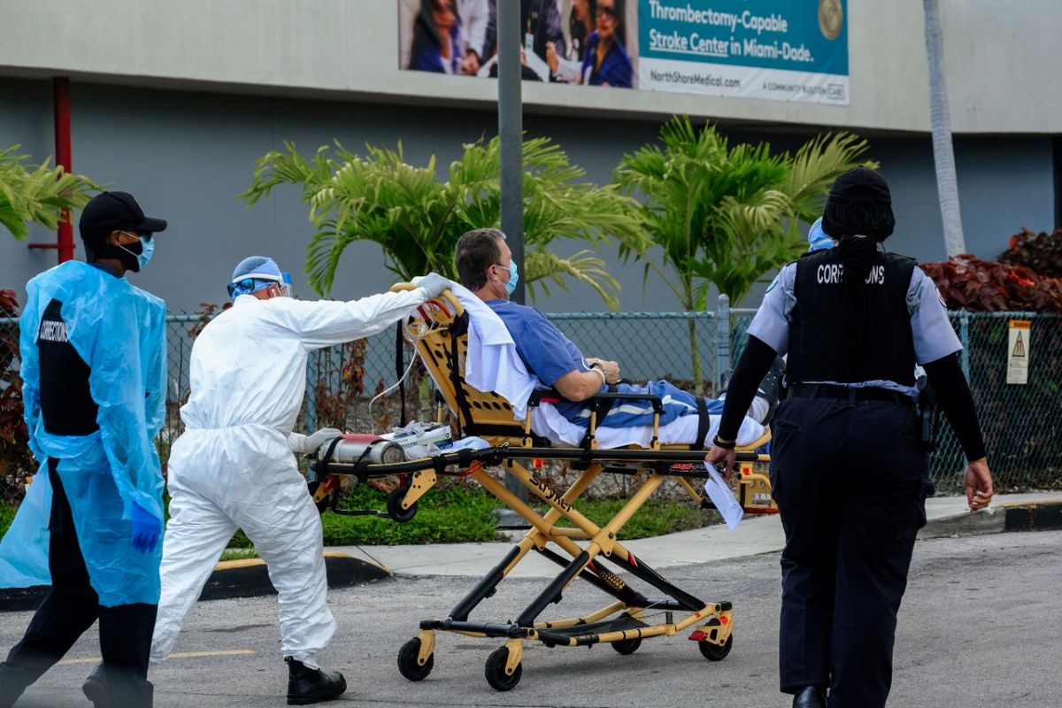 美國疫情｜佛州成美國疫情震央 單日增133死創新高 專家：邁阿密如當日武漢 部分地區掀反口罩潮