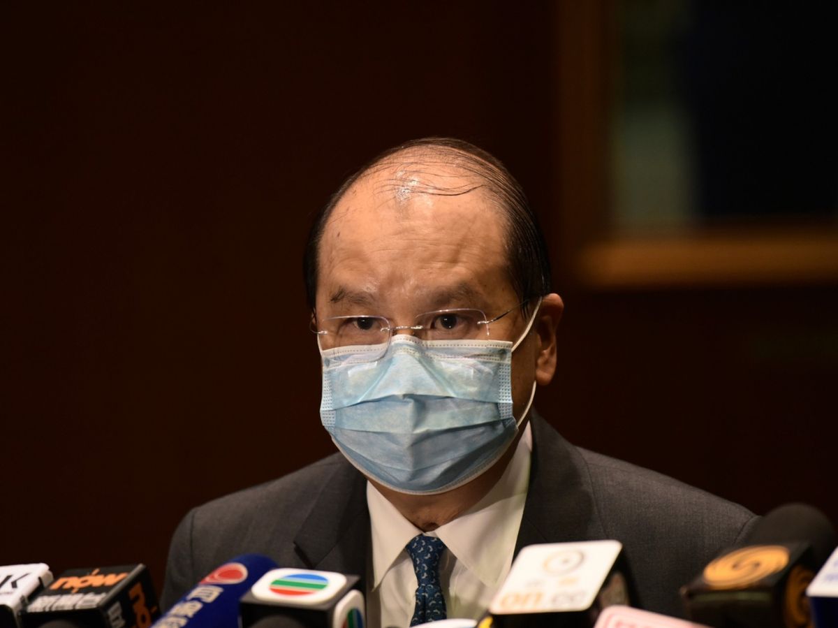 政務司張建宗發表網誌，特區政府發出嚴正聲明，表示堅決反對、極度反感和強烈不滿，美國國會上星期通過的香港自治法。